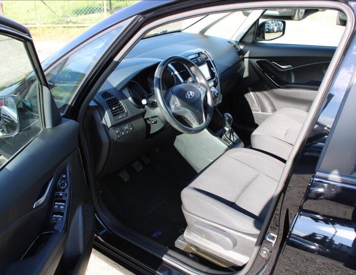 Hyundai ix20 9
