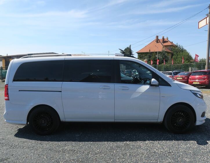 Mercedes-Benz Třídy V 7
