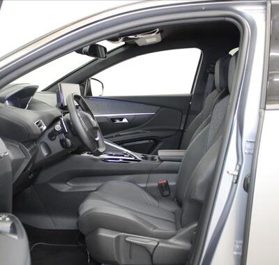 Peugeot 3008 6