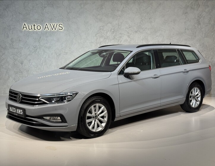 Volkswagen Passat 1