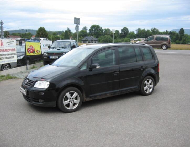Volkswagen Touran 2