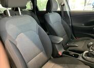 Hyundai i30 43