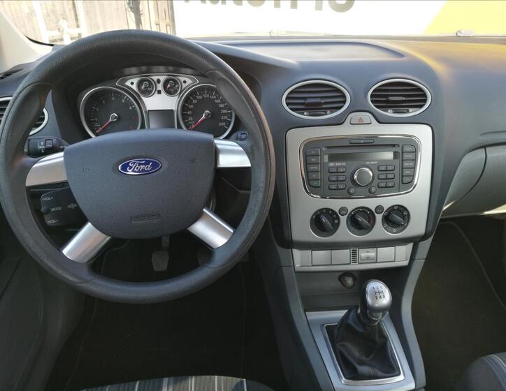 Ford Focus 5