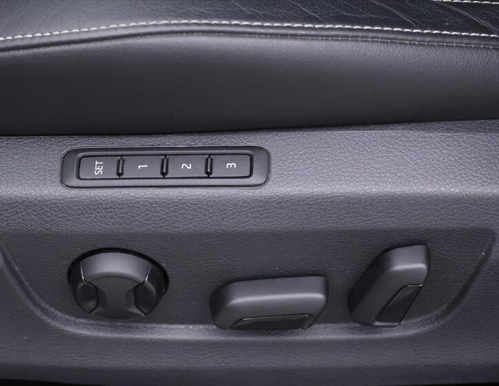 Škoda Superb 16