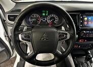 Mitsubishi L200 17