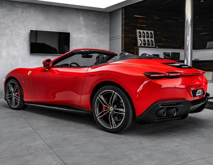 Ferrari Roma 9