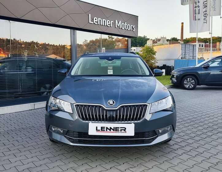 Škoda Superb 2