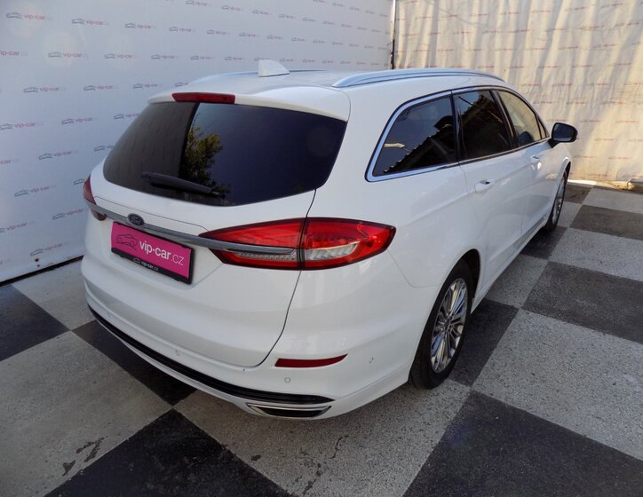 Ford Mondeo 7
