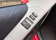 Toyota Yaris 12