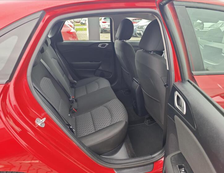 KIA Ceed 13