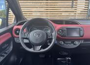Toyota Yaris 5