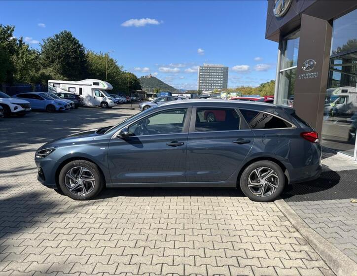 Hyundai i30 4