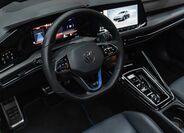 Volkswagen Golf 21
