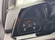 Volkswagen Golf 32
