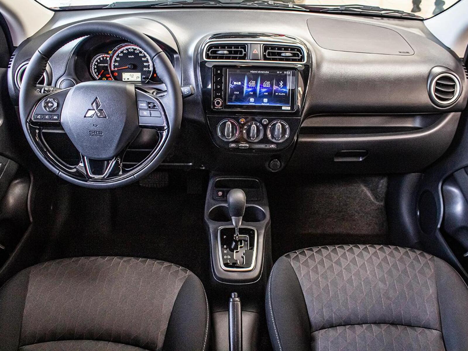Mitsubishi Space Star 9