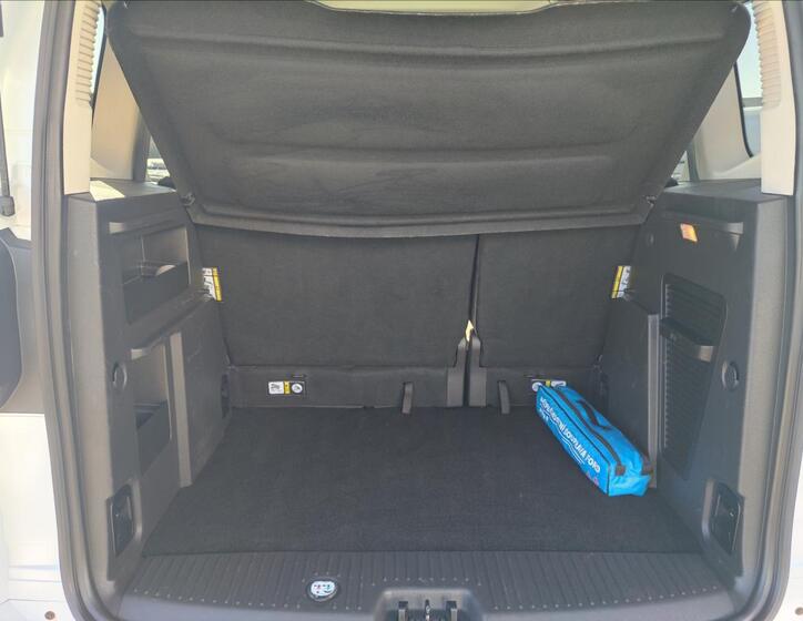 Ford Tourneo Courier 11
