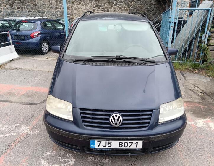 Volkswagen Sharan 1
