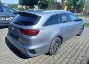 KIA Ceed 4
