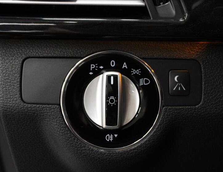 Mercedes-Benz Třídy E 16