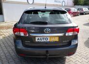 Toyota Avensis 5
