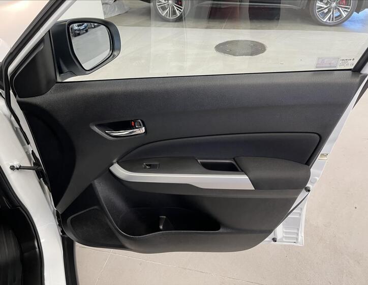 Suzuki Vitara 23