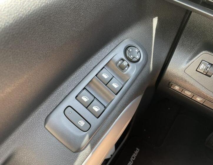 Toyota ProAce City Verso 11