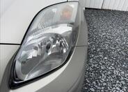 Toyota Yaris 9