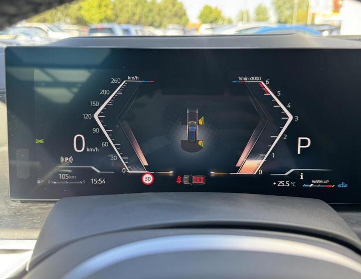 BMW X7 10