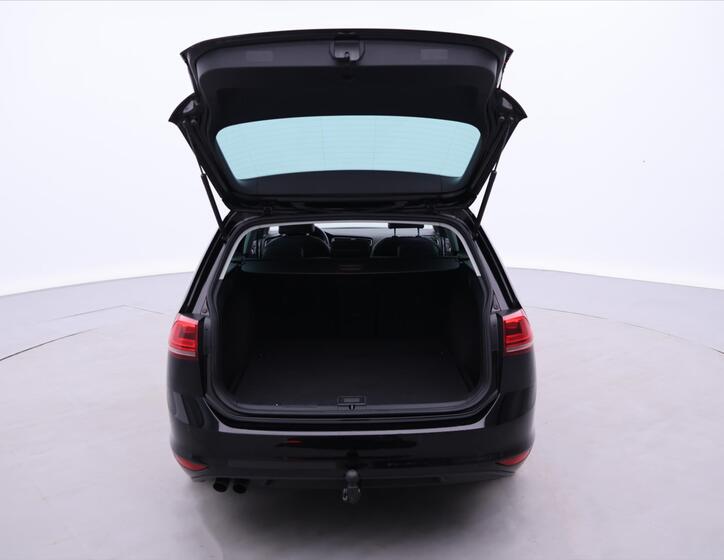 Volkswagen Golf 9