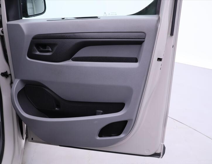 Toyota ProAce 13