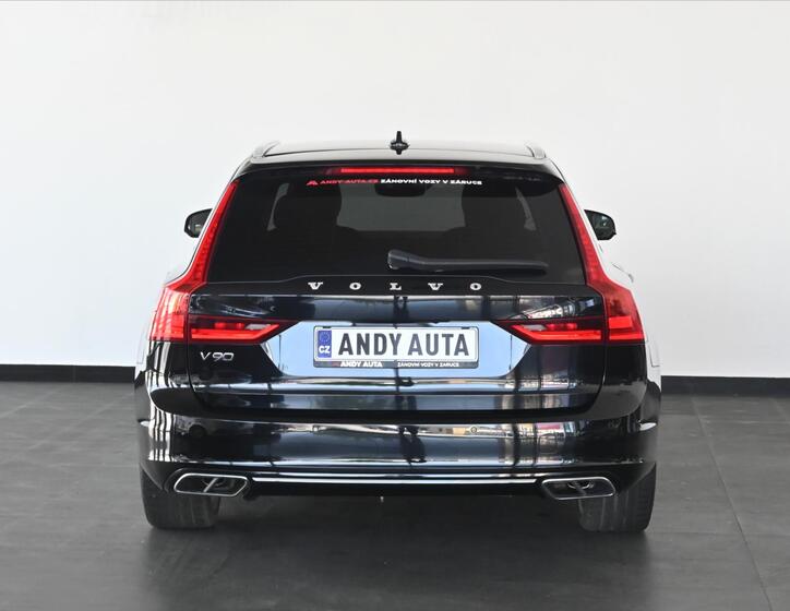 Volvo V90 4