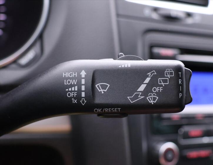 Volkswagen Golf 19