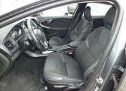 Volvo V40 8