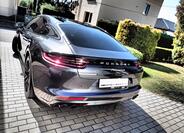 Porsche Panamera 4