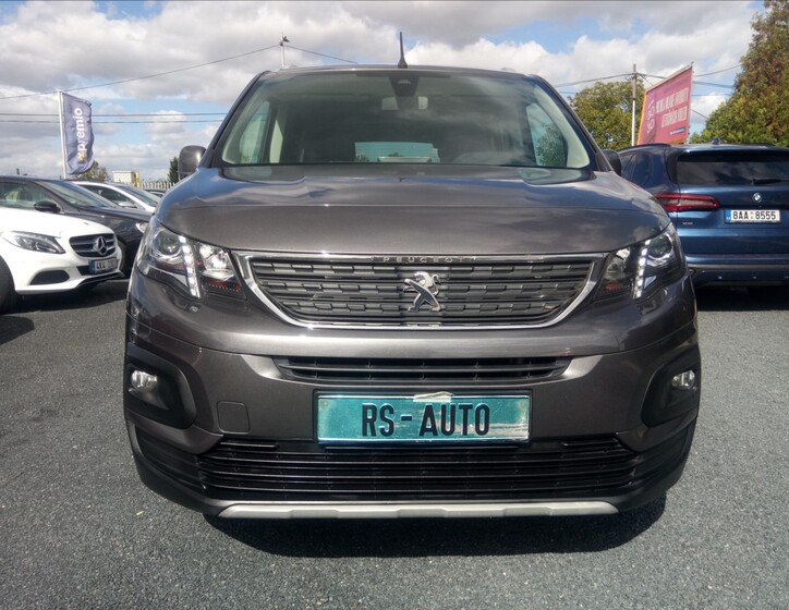 Peugeot Rifter 2