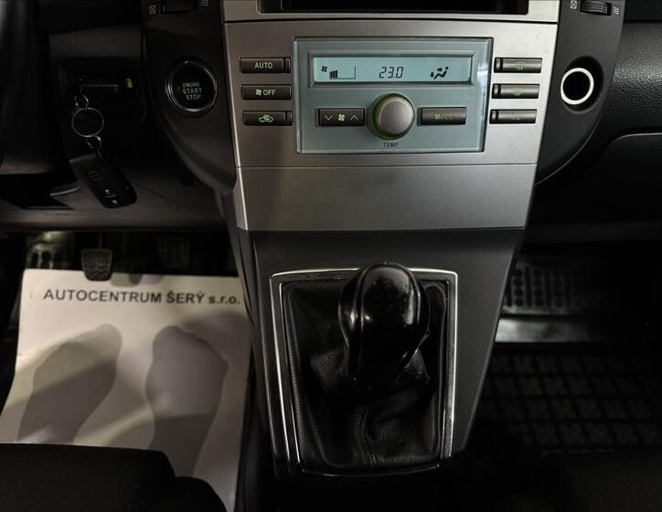 Toyota Corolla Verso 21
