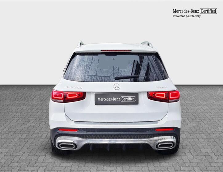 Mercedes-Benz GLB 4