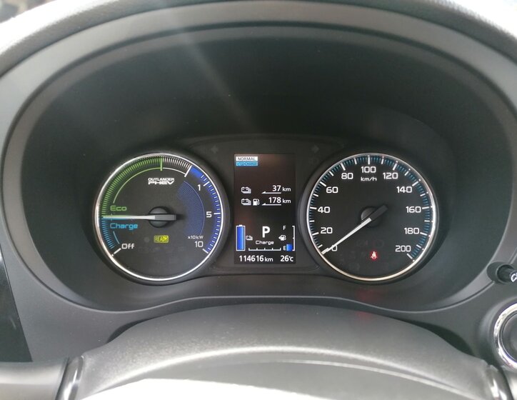 Mitsubishi Outlander 19
