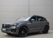 Volkswagen Touareg 1
