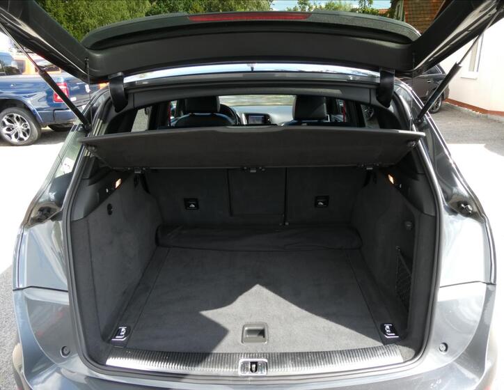 Audi Q5 20