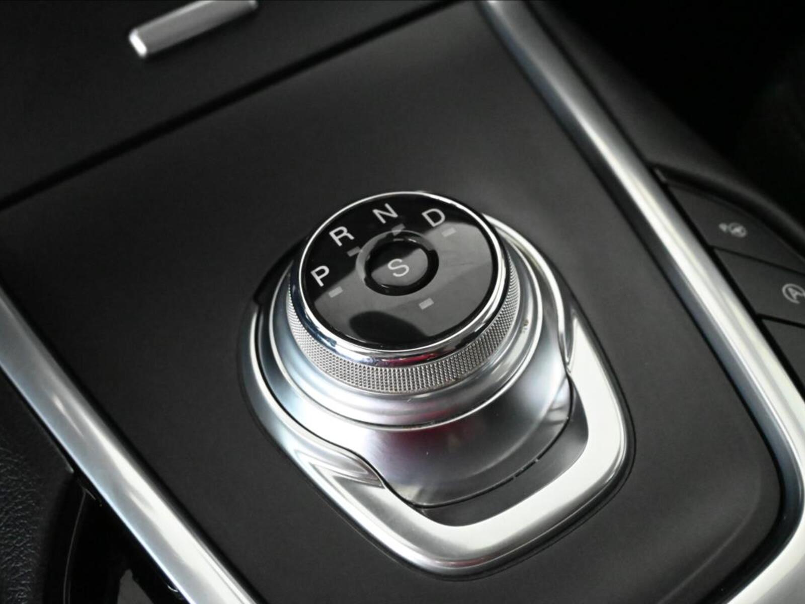 Ford S-MAX 23