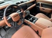 Land Rover Defender 16