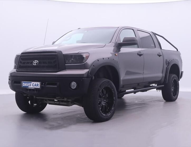 Toyota Tundra 3