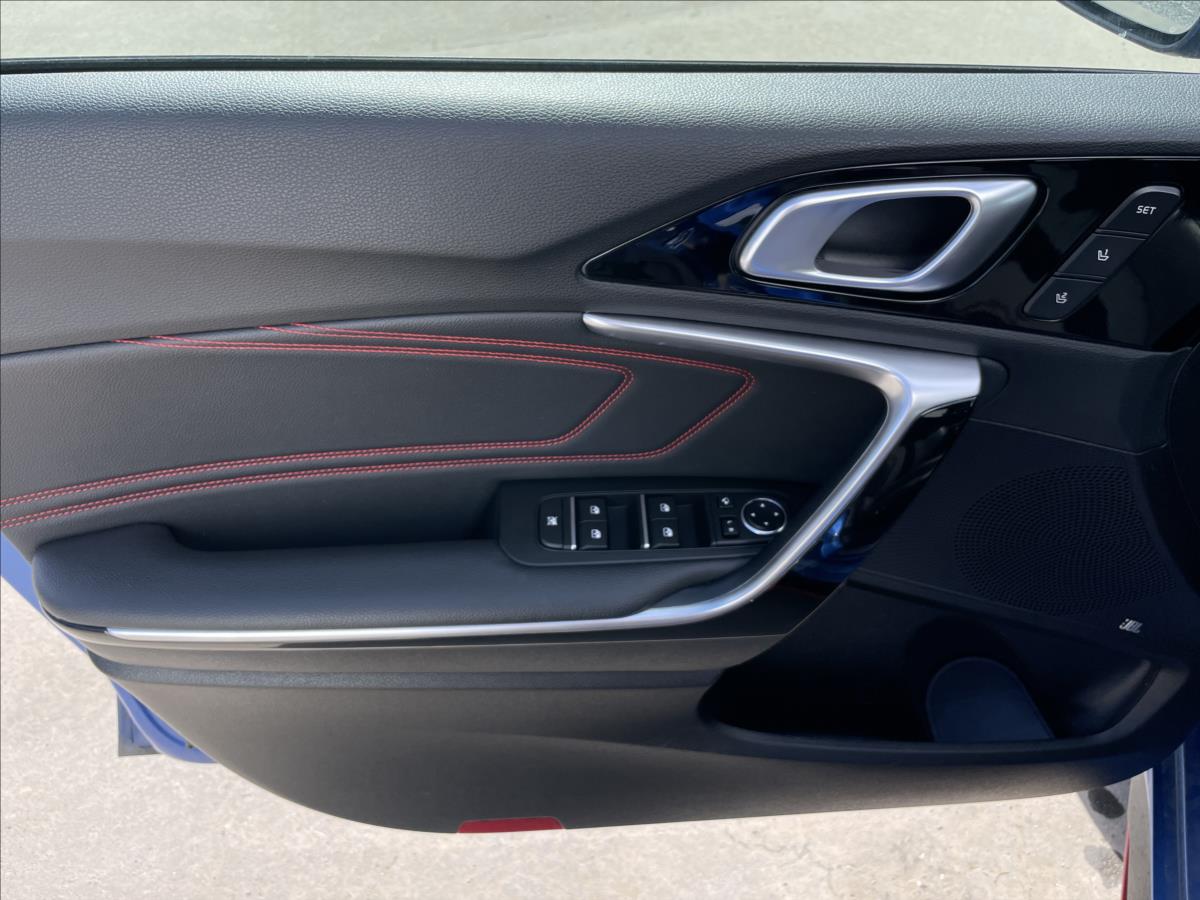 KIA ProCeed