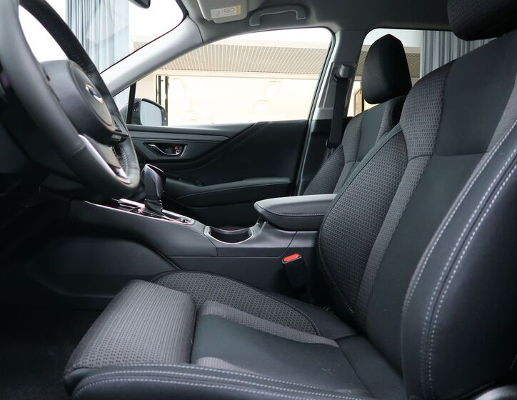 Subaru Outback 6