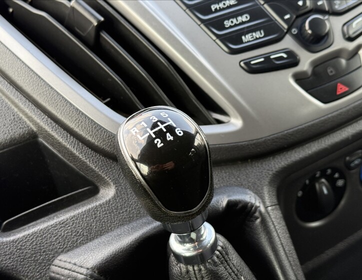 Ford Transit 13