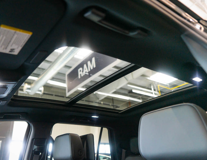 GMC Yukon 39