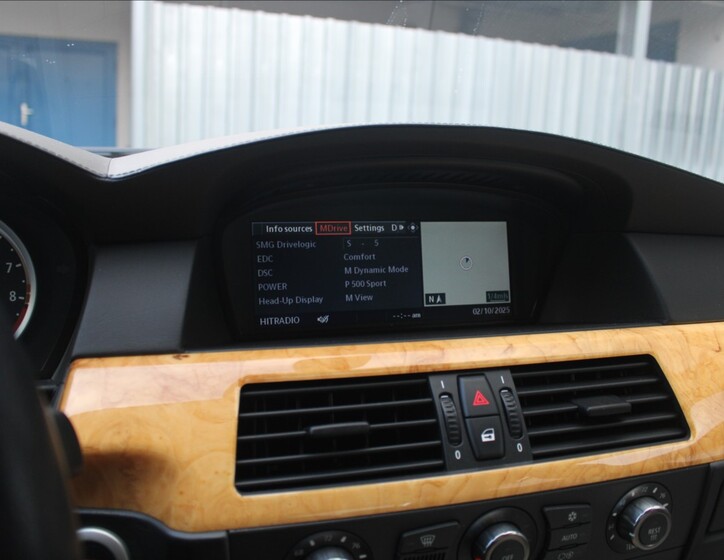 BMW M5 40