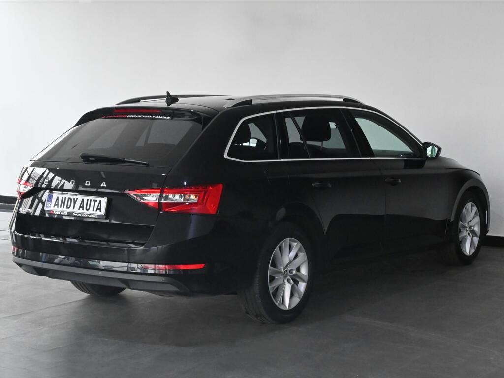 Škoda Superb 3