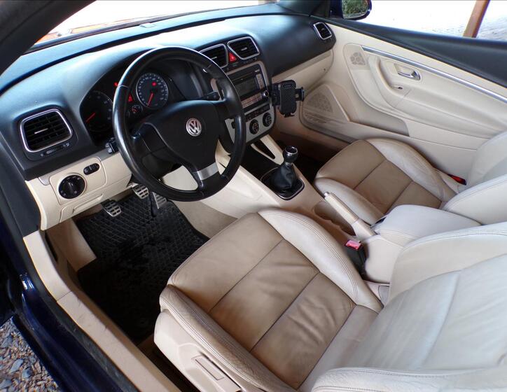 Volkswagen EOS 18